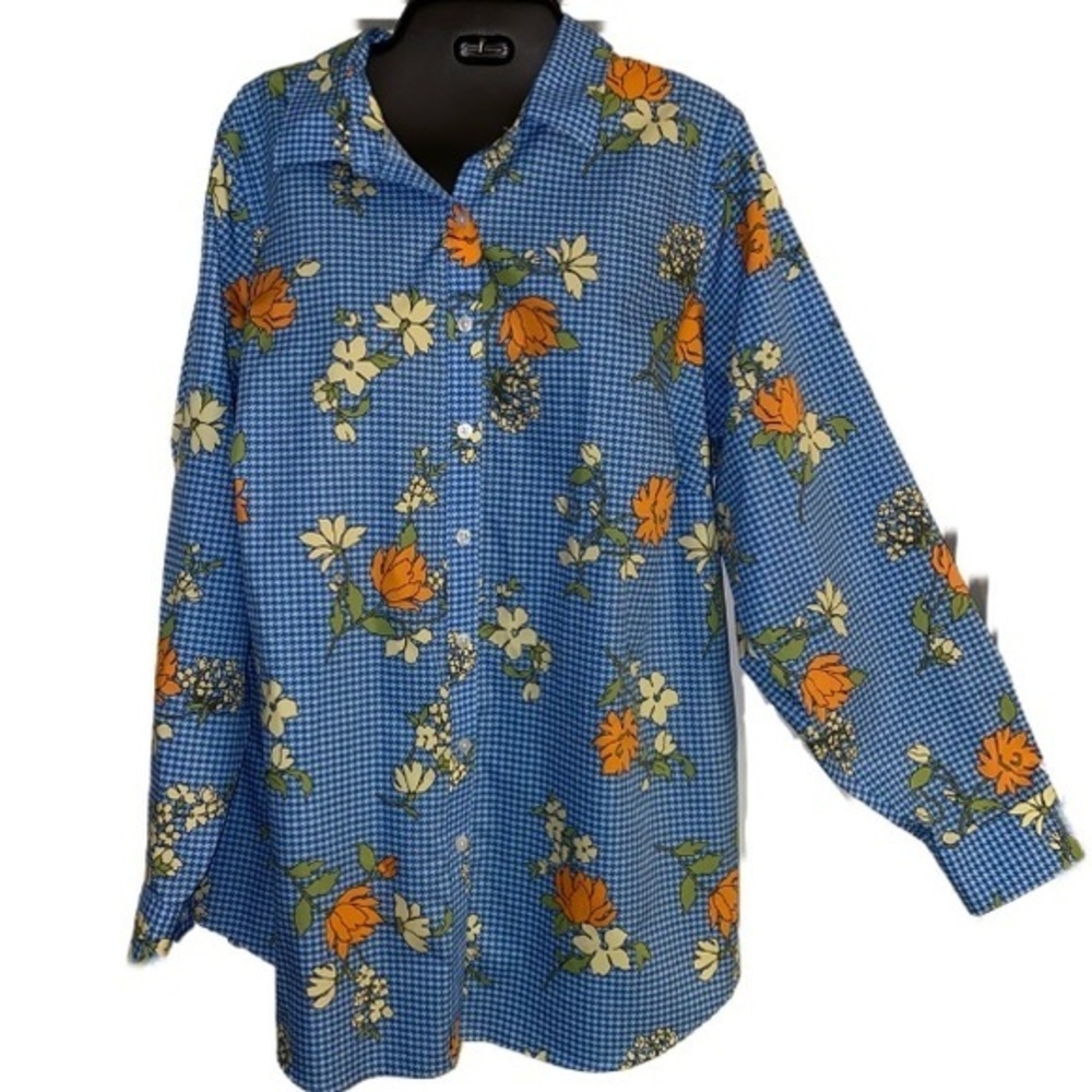 Blooms on Blue Houndstooth Plus size shirt 20w